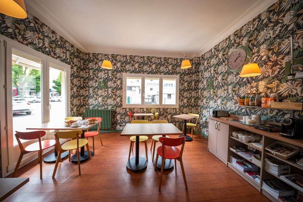 Hotel De Кан Ресторант снимка